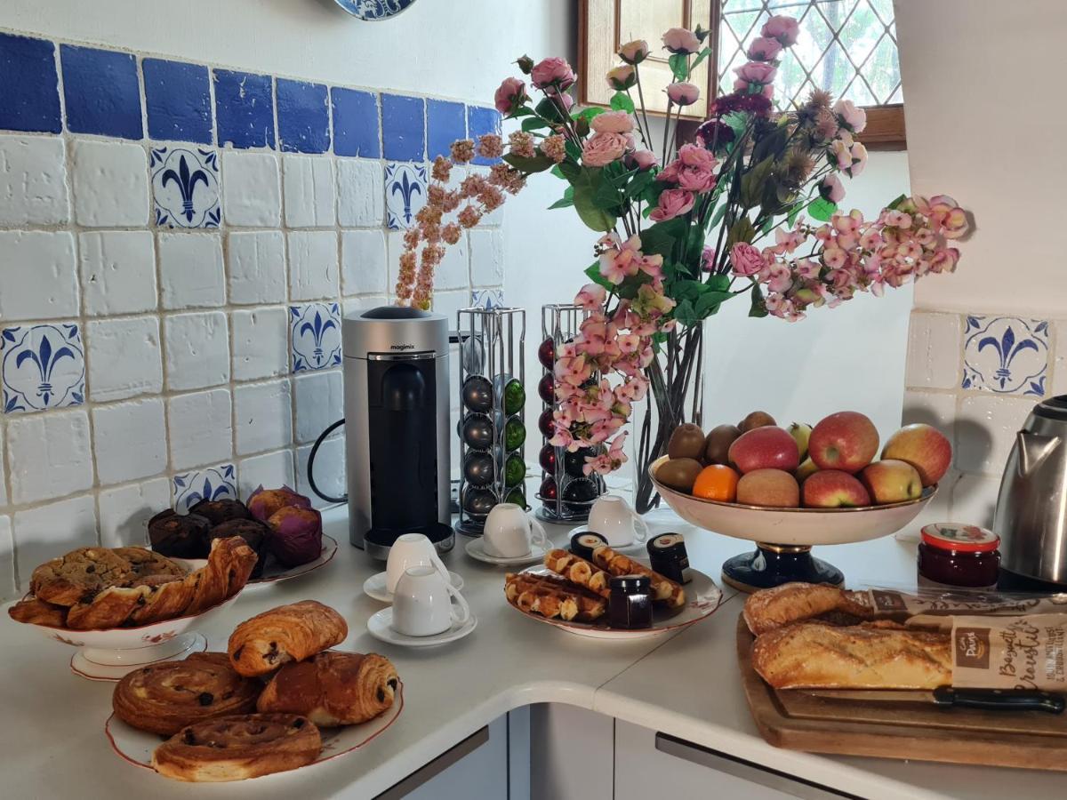 Manoir De La Beuneche - Location Du Manoir Entier Roeze-sur-Sarthe エクステリア 写真